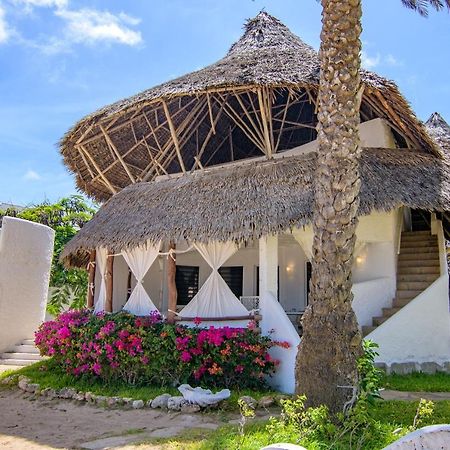 Coral Key Villa 马林迪 外观 照片