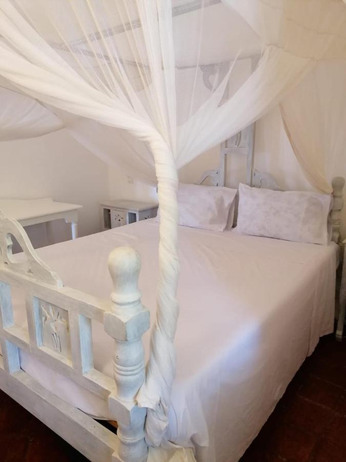 Coral Key Villa 马林迪 外观 照片