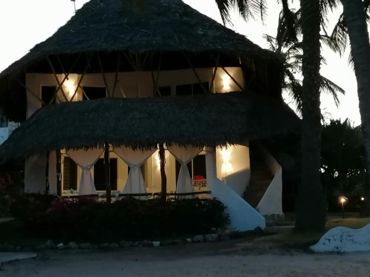 Coral Key Villa 马林迪 外观 照片