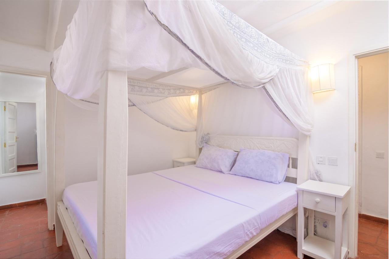 Coral Key Villa 马林迪 外观 照片